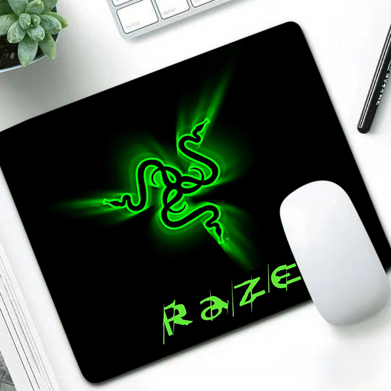 Pc Gaming Lounge - Alfombrilla de ratón pequeña Razer a